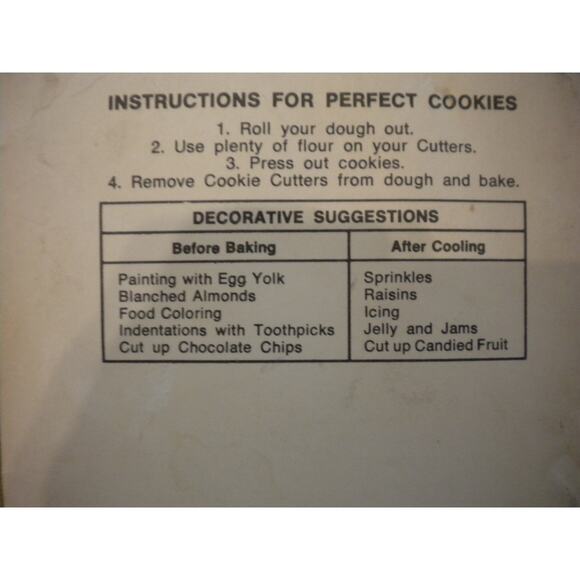 Vtg Wecolite Plastic Cookie Cutters Puppy Teddy Bear Rabbit Fish Duck Butterfly - Picture 5 of 5